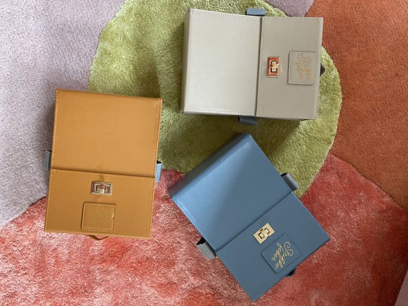 Rundpinnemappe enkel - Beige