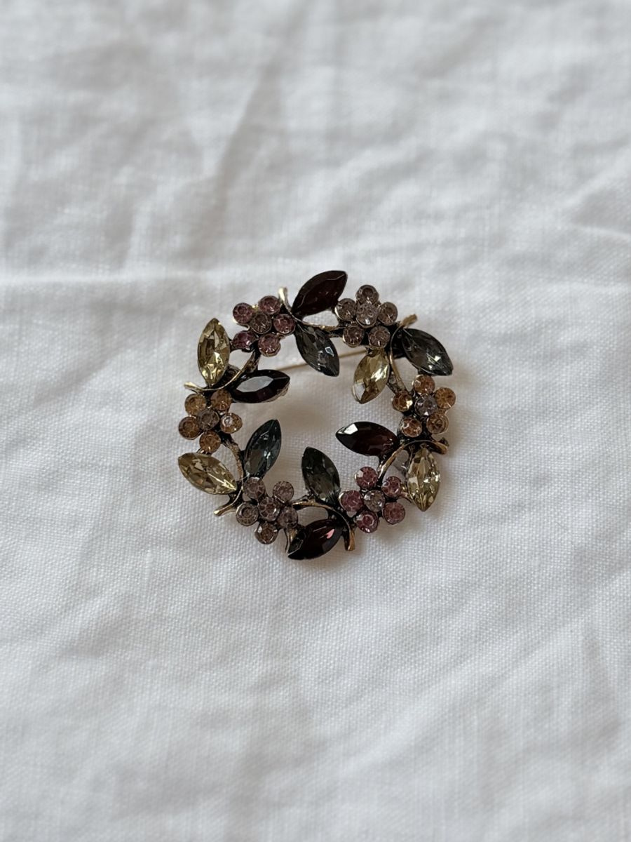 Brosje med blomster - golden