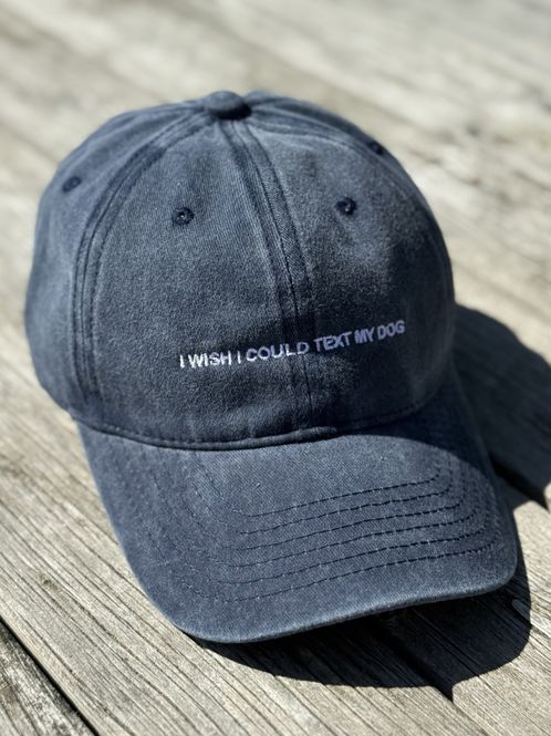Hovedbilde I wish I can text my dog - caps