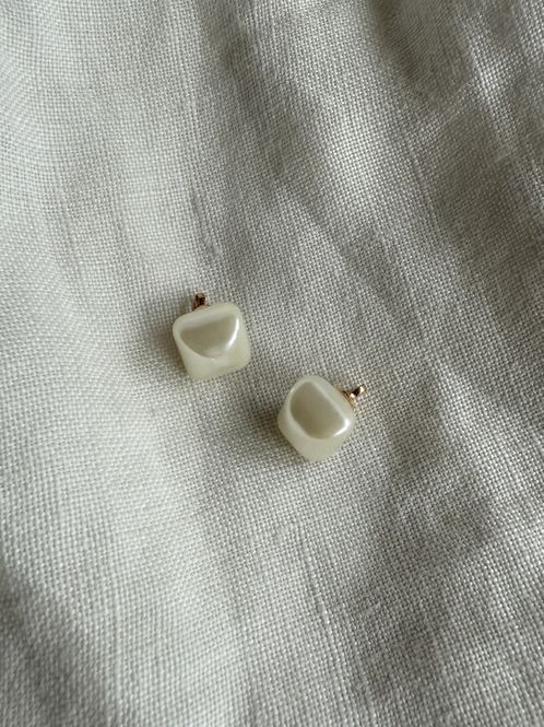 Hovedbilde Bittesmå firkantede knapper