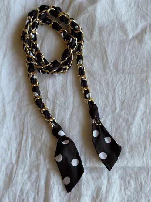 Hovedbilde 120 cm lenke med silkeskjerf - sort med polkadots